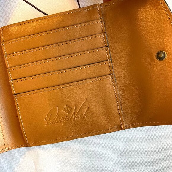 Patricia Nash Tooled Leather Kisslock Wallet RFID Blocking Cognac Brown NWT - Picture 6 of 11